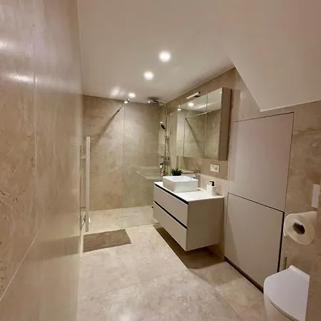 Διαμέρισμα Neuf 2 Et Salon - Proche & Aeroport Νίκαια