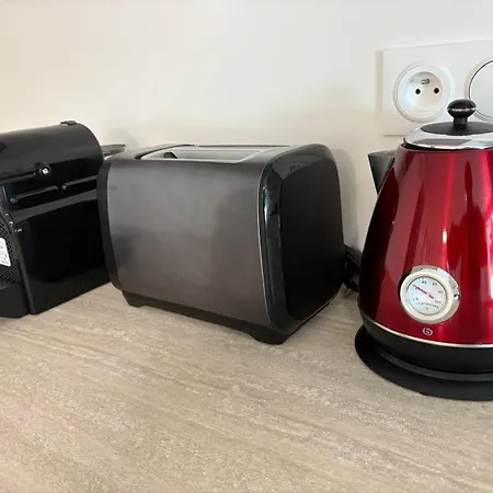 Διαμέρισμα Neuf 3p- Proche & Aeroport *