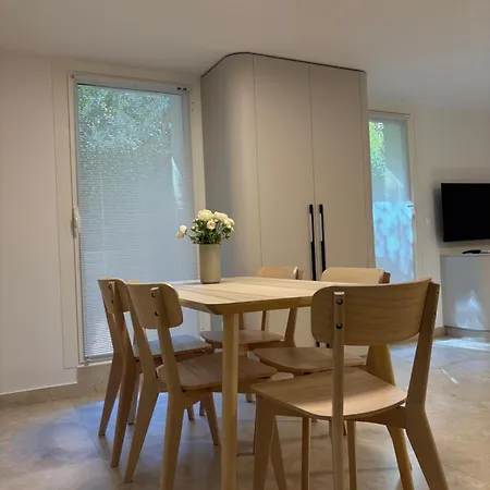 Neuf 3p- Proche & Aeroport Appartement Nice