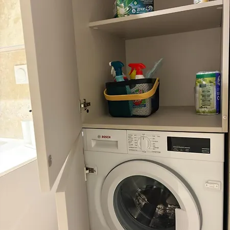 Neuf 3p- Proche & Aeroport Apartmán *